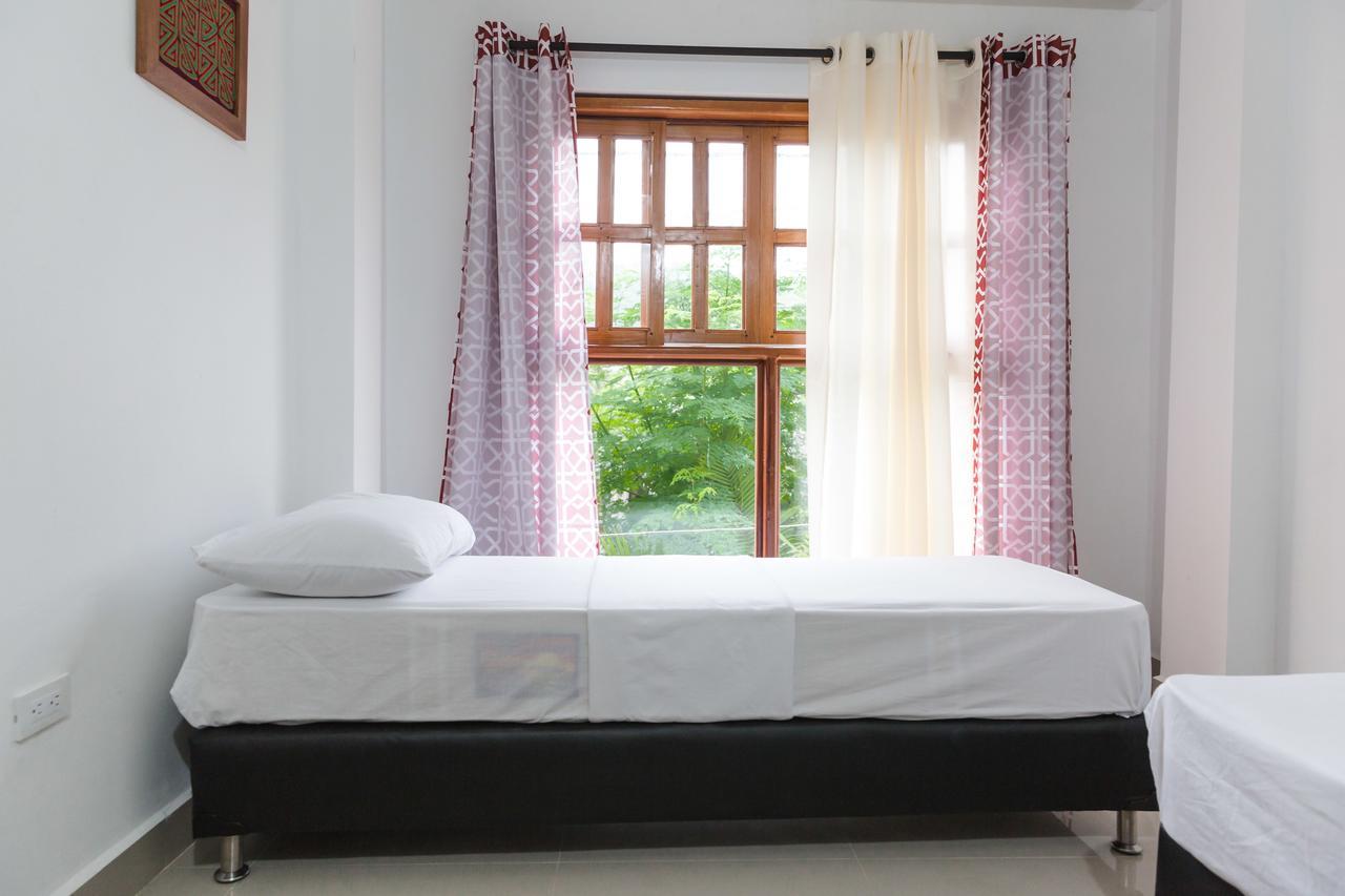 Hotel Dona Triny ซัปซูร์โร ห้อง รูปภาพ