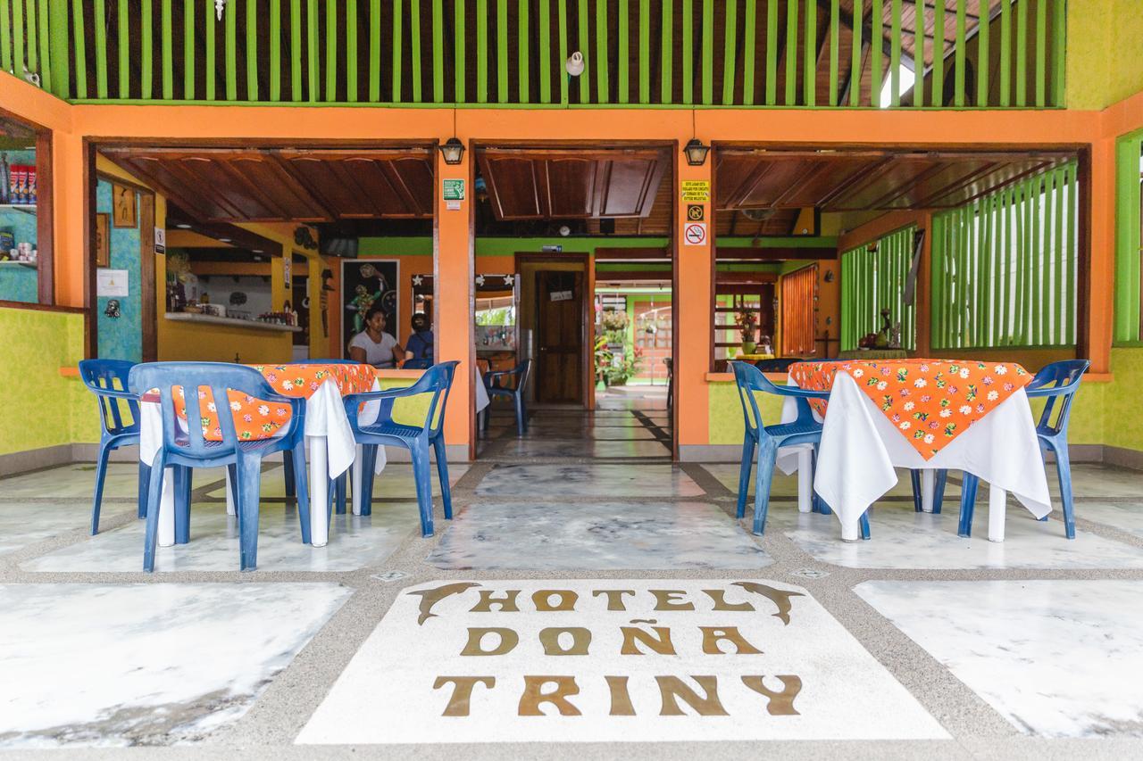 Hotel Dona Triny ซัปซูร์โร ภายนอก รูปภาพ
